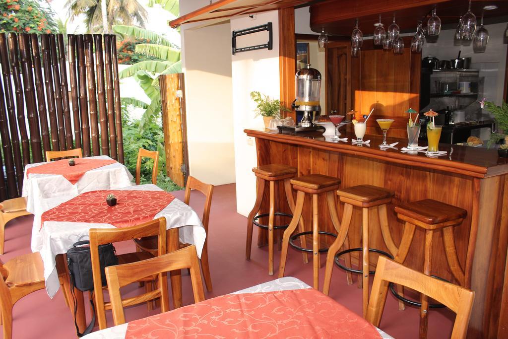 Hotel Del Sol Galapagos Пуэрто-Айора Экстерьер фото